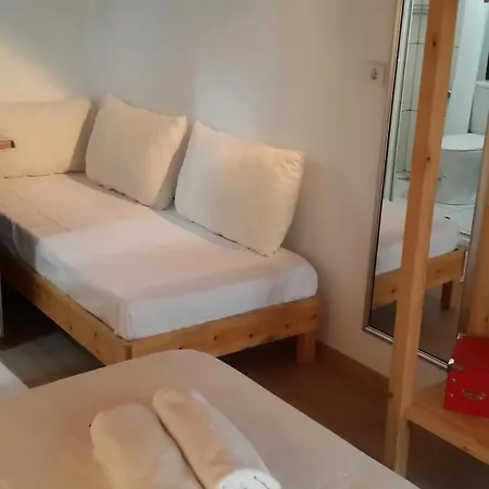Kus Yuvasi Bed & Breakfast *