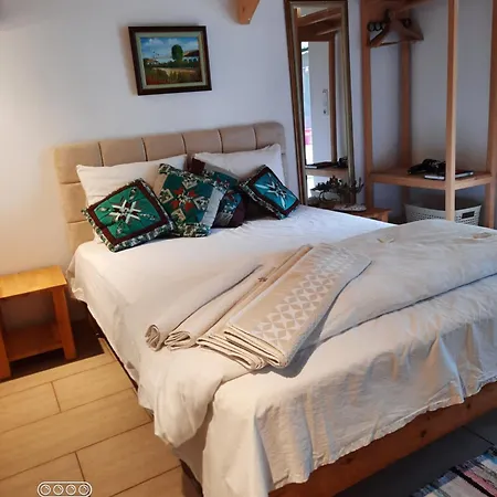 Kus Yuvasi Bed & Breakfast Cirali